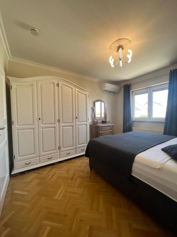 Katy & David Apartments 扎达尔 外观 照片