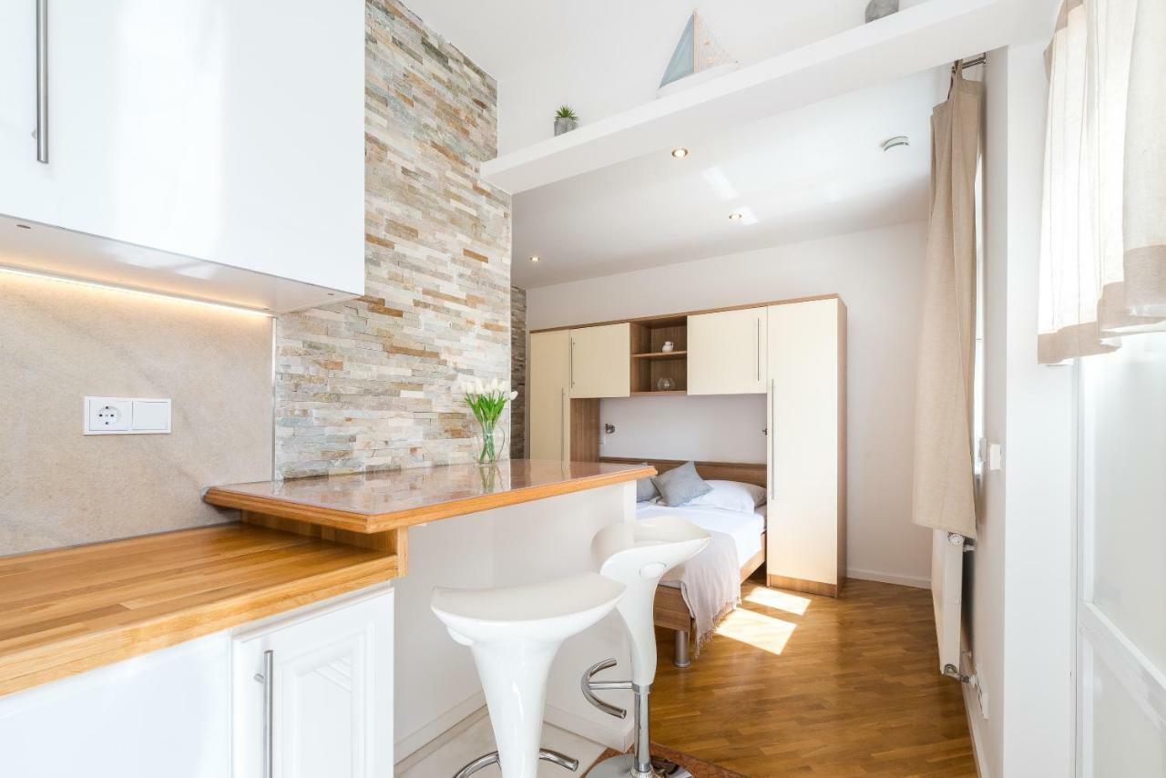 Katy & David Apartments 扎达尔 外观 照片