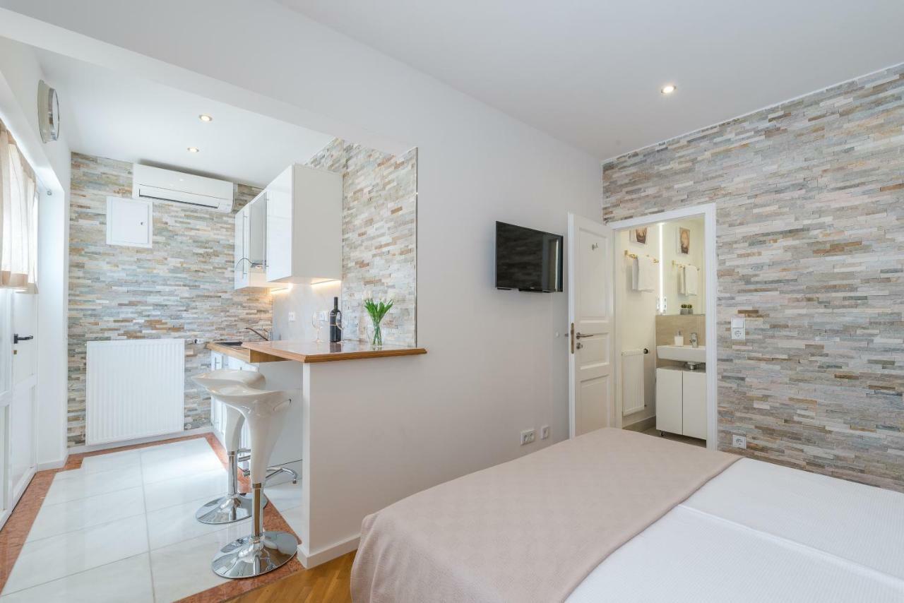 Katy & David Apartments 扎达尔 外观 照片
